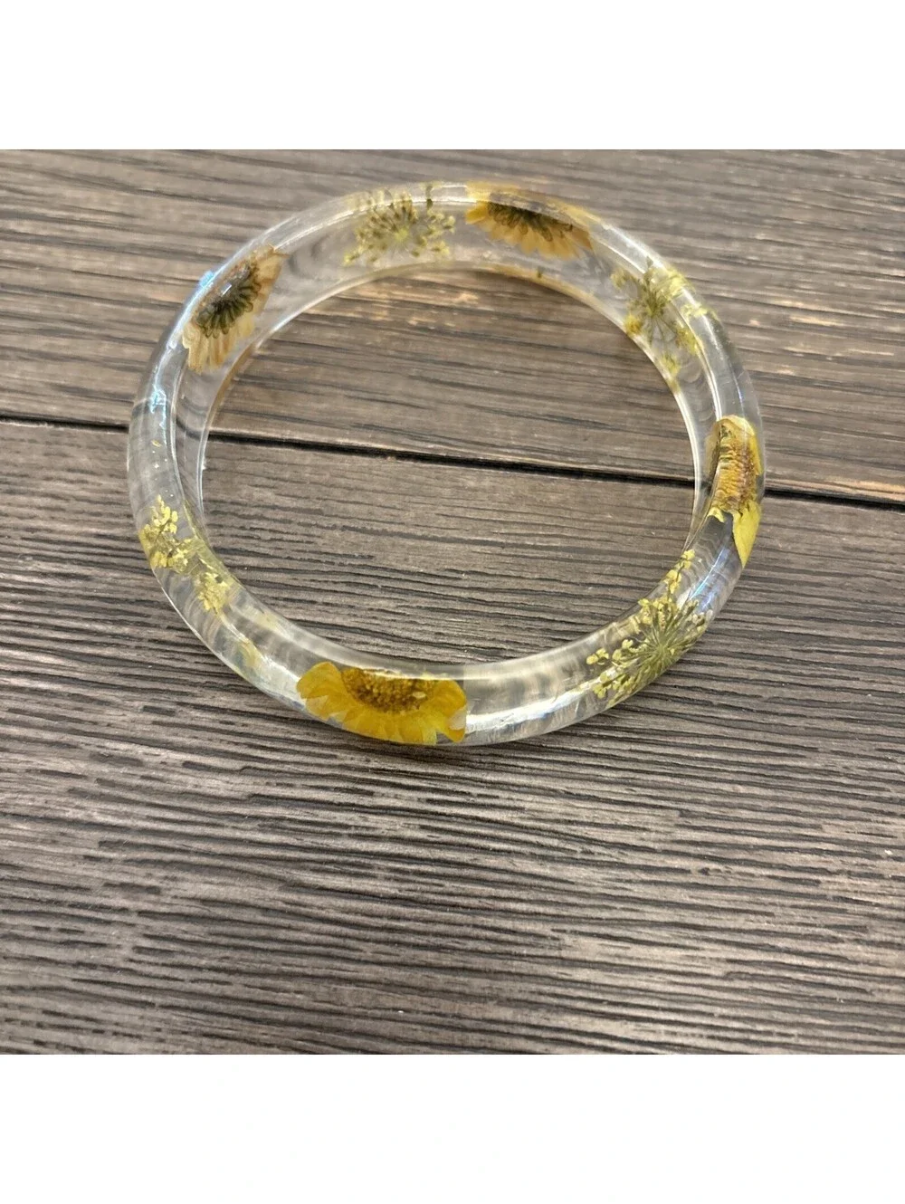 Beautiful Floral Translucent Bangles Served 3